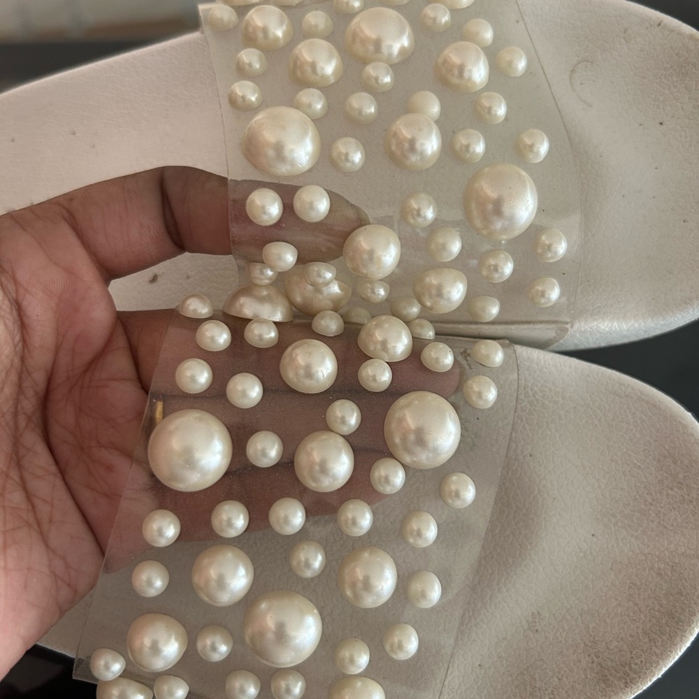 Steve Madden White Pearl Embellished Sandals